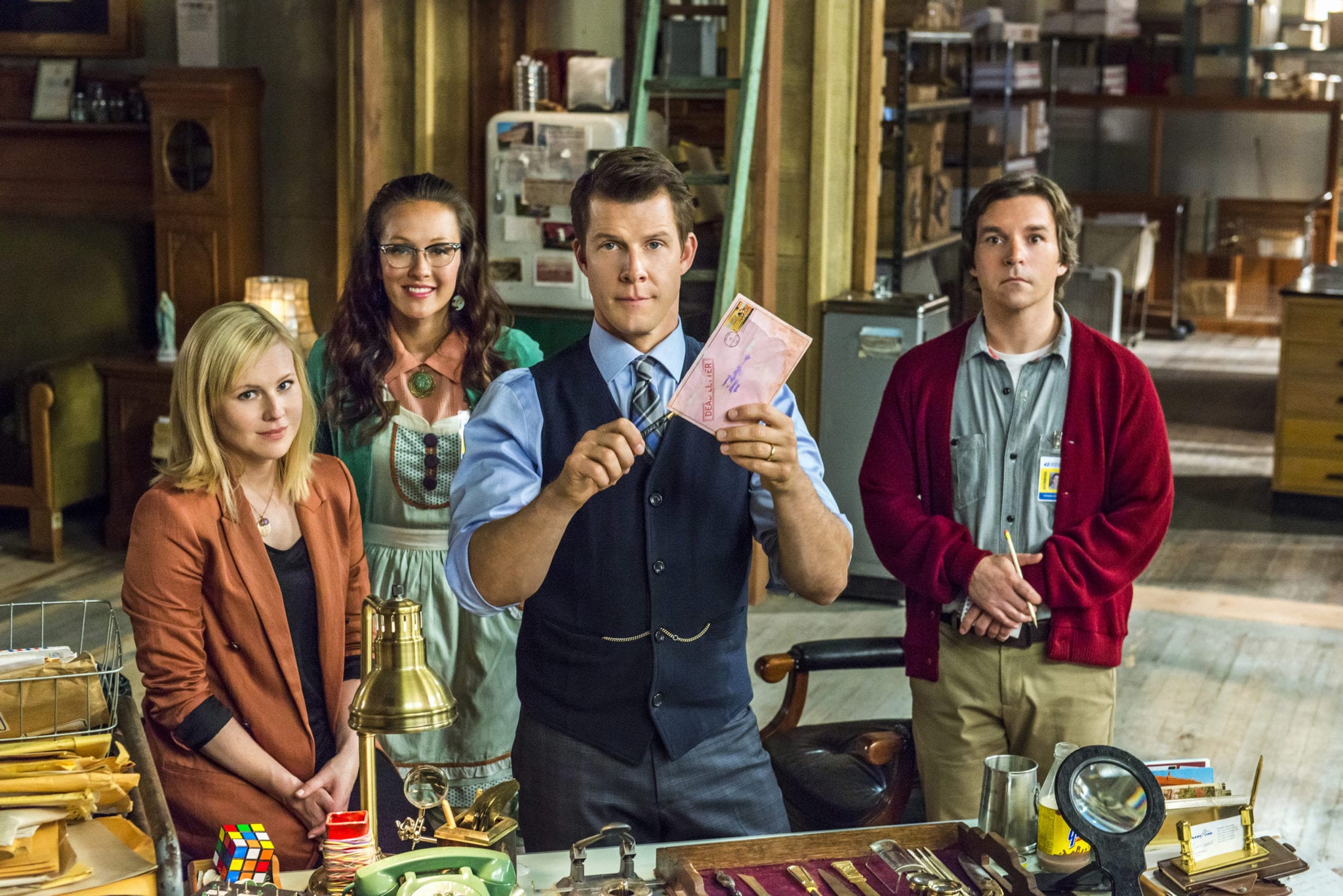 SignedSealedDelivered Cast